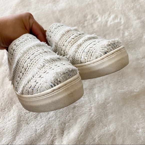 Anthro Seychelle Boho Crochet Leather Slip On Shoe - Picture 8 of 11